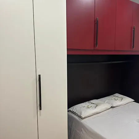 Vicino Ospedale Maggiore, Concerti E Aeroporto 60 Mq Casa de hóspedes 3*